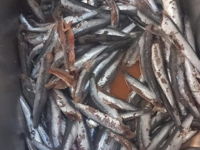 Alimente stricate la vânzare. ANPC a dat amenzi de peste 4.4 milioane de lei
