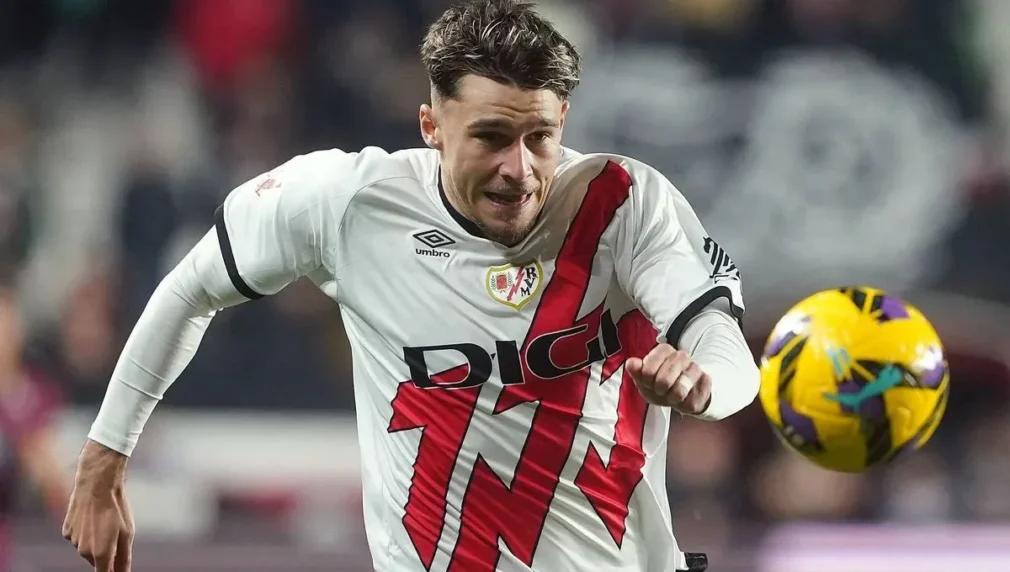 Andrei Rațiu e aproape de un transfer la Liverpool, susține presa din Anglia