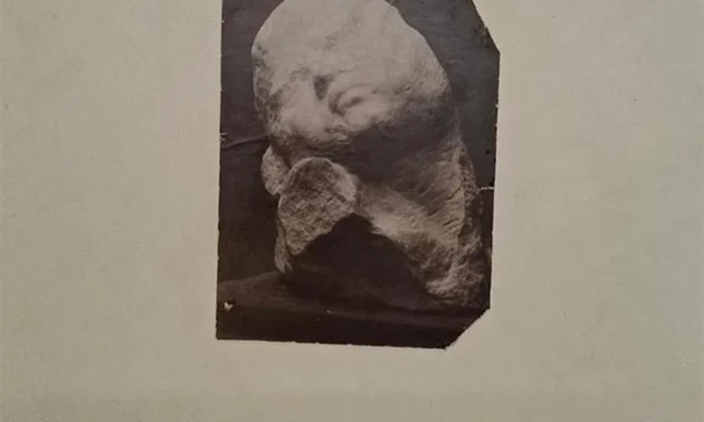 41 de fotografii realizate de Brancusi, pastrate 60 de ani intr-o biblioteca din Cluj, vor fi expuse in premiera la Art Safari in septembrie