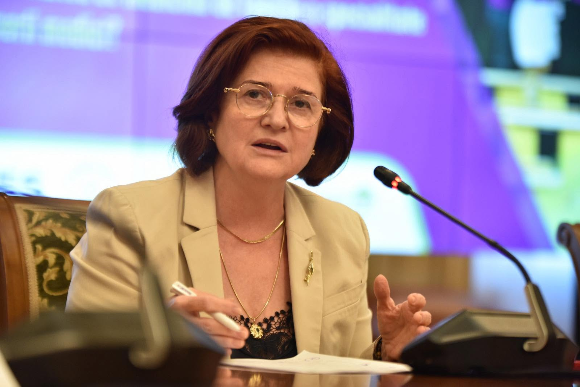 Medicii rezidenți ar putea fi plătiți mai prost, p