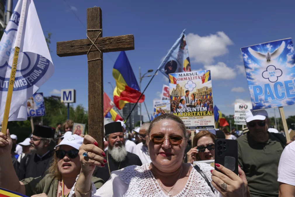 Diana Șoșoacă s-a băgat în față la „Marșul Normalității”