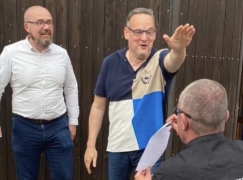 Un parlamentar german, acuzat că a făcut salutul nazist