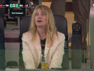 Parada vedetelor la SUA – Turcia. De la Nadia Comăneci la Kamala Harris, Brad Pitt sau Paris Hilton – FOTO + VIDEO