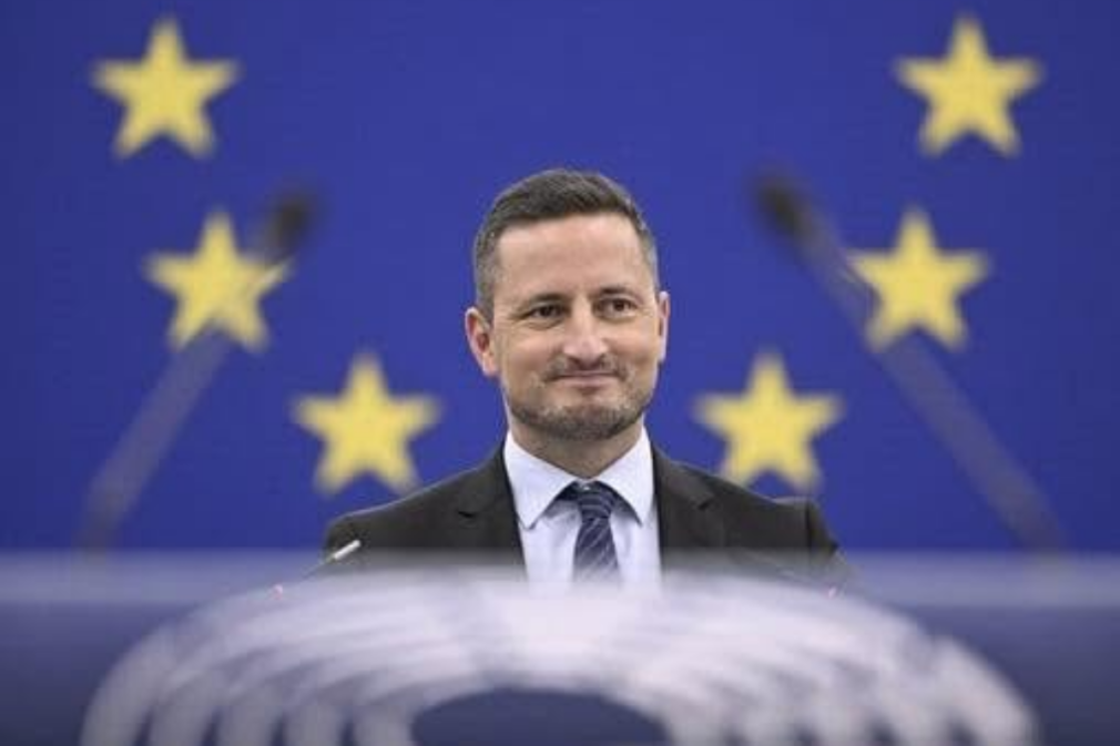 Nicu Ștefănuță: România ignoră lecțiile schimbărilor politice din Ungaria
