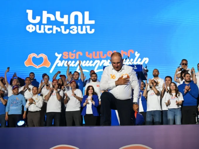Armenia rămâne pe direcția pro-occidentală. Nikol Pașinian revendică victoria