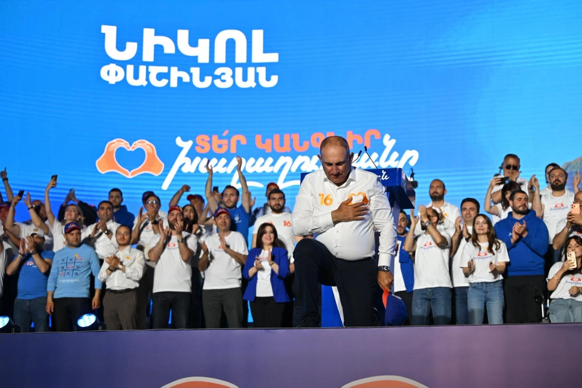 Armenia rămâne pe direcția pro-occidentală. Nikol Pașinian r