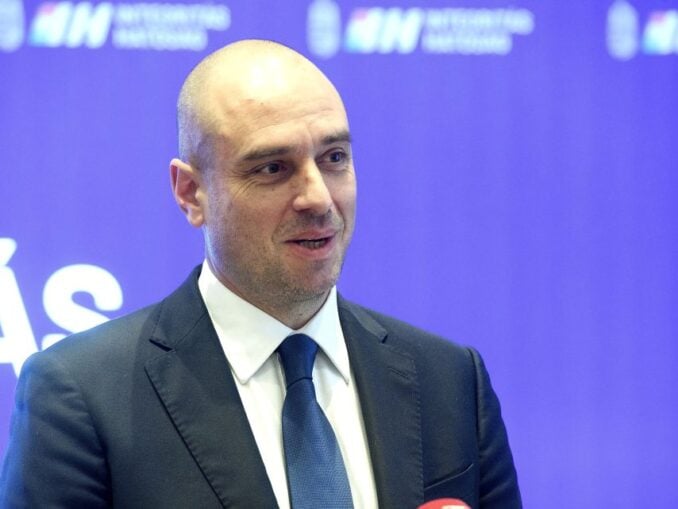 Șeful agenției anticorupție din Ungaria a fost pus sub acuzare pentru deturnare de fonduri