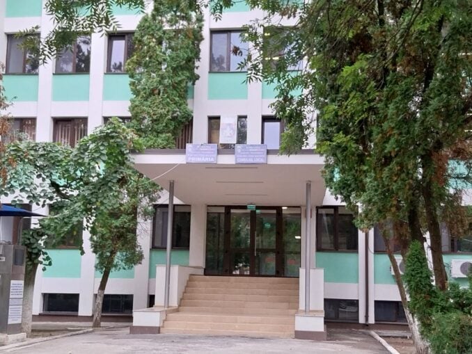 O primărie din România a cheltuit aproape 100.000 de euro pe un balon cu aer cald care nu zboară