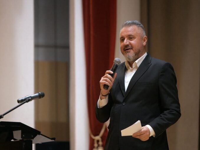 Romeo Lungu, propunerea de la Dezvoltare: „Cei de la USR sunt mult mai răi decât cei de la AUR”