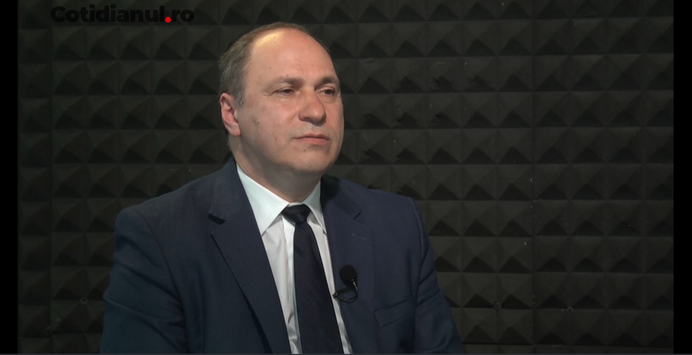 EXCLUSIV Ministrul interimar al Educației, Mihai Dimian garantează că niciun venit nu va scădea prin noua lege a salarizării