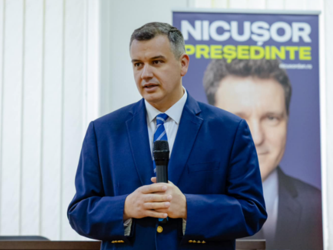 Tomac desemnat – după bancuri, altă glumă proastă