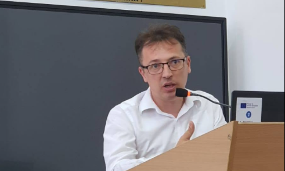 „Avem un stetoscop cu care ne apărăm de ebola şi de orice altceva.” Un specialist în management sanitar, despre cum ar putea gestiona România o criză de ebola