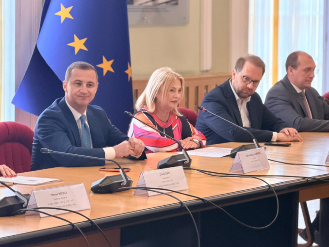 Prefecta USR de Timiș demisionează după ce a fost vizată de percheziții ale Parchetului European