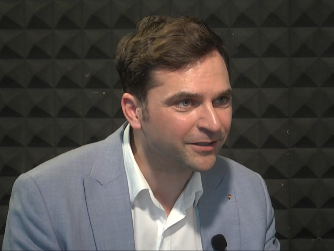 EXCLUSIV Sebastian Burduja: PNL ar susține la învestire un guvern minoritar PSD, dar cu o notă de subsol