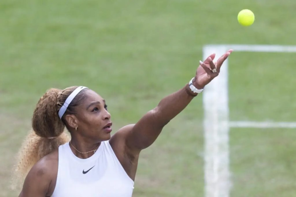 Serena Williams revine pe teren la Wimbledon