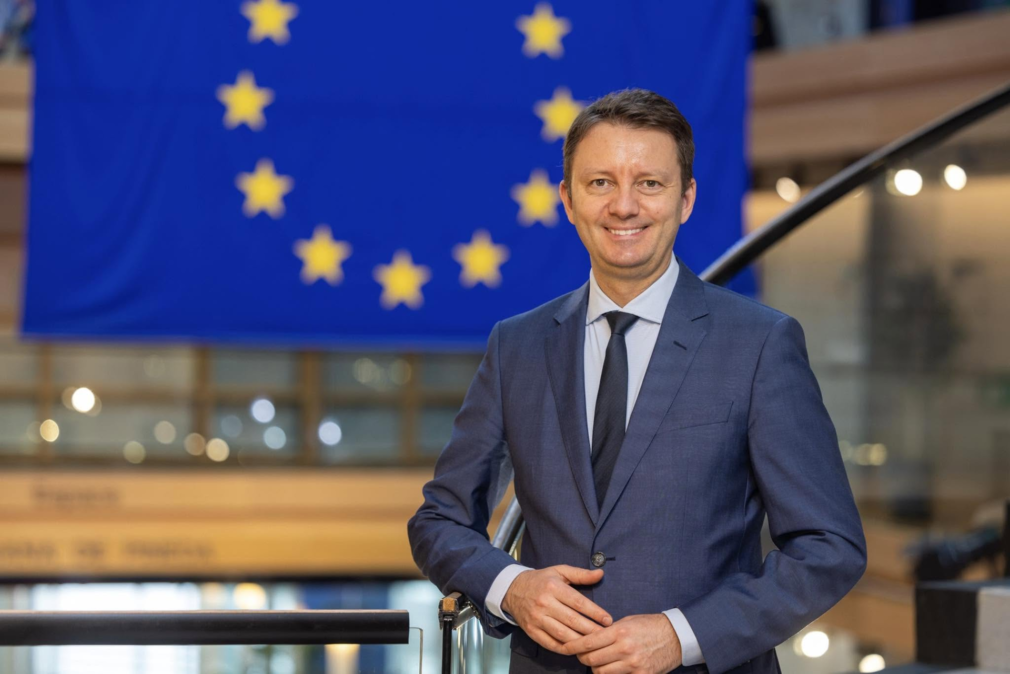 Cine este Siegfried Mureşan, propunerea de premier PNL-USR-UDMR. Un politician român cu o carieră atipică