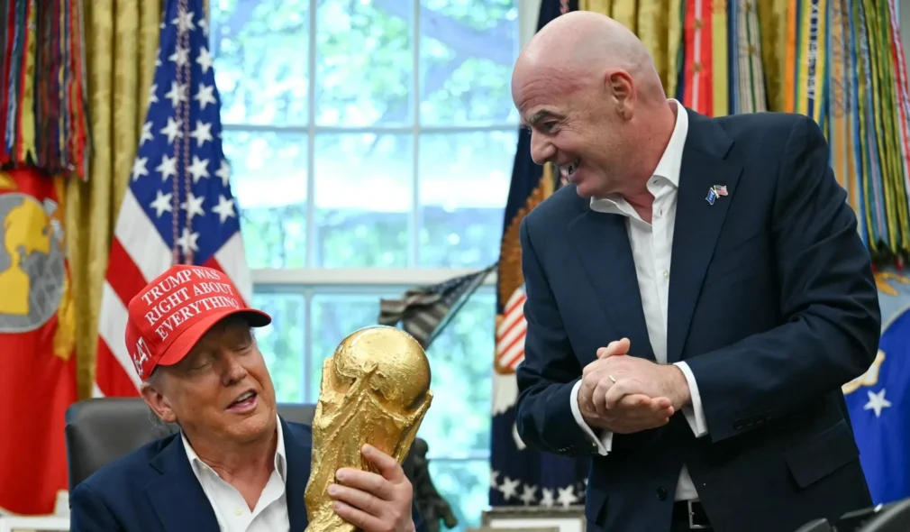 Donald Trump va înmâna trofeul câștigătoarei, a anunțat președintele FIFA, Gianni Infantino