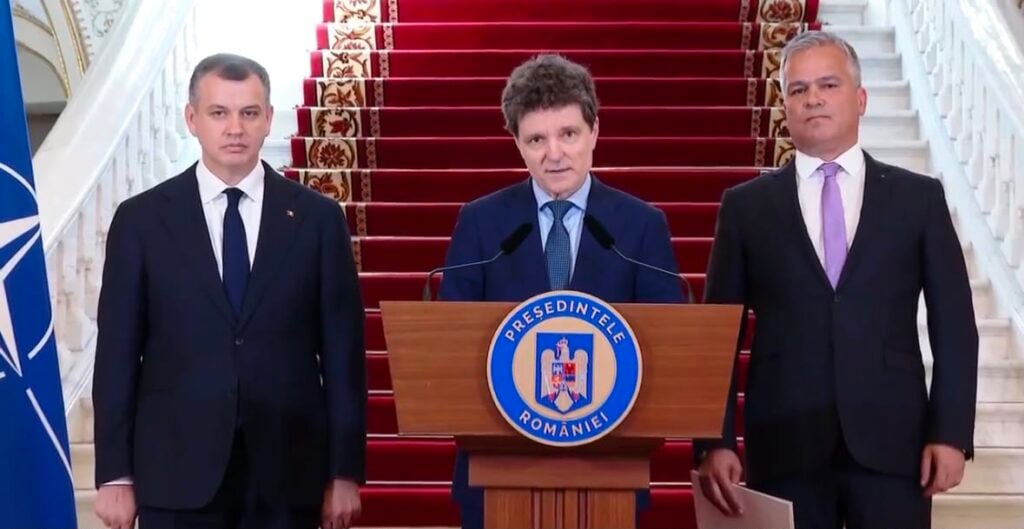 Nicușor Dan schimbă tactica: duminică dimineața, ca hoții