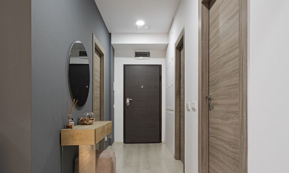 Apartamentele din București continuă să se scumpească în mai 2026. Prețurile rămân ridicate pe fondul cererii constante