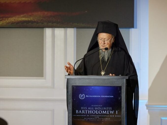 Patriarhul Daniel participă la onomastica Patriarhului Ecumenic Bartolomeu