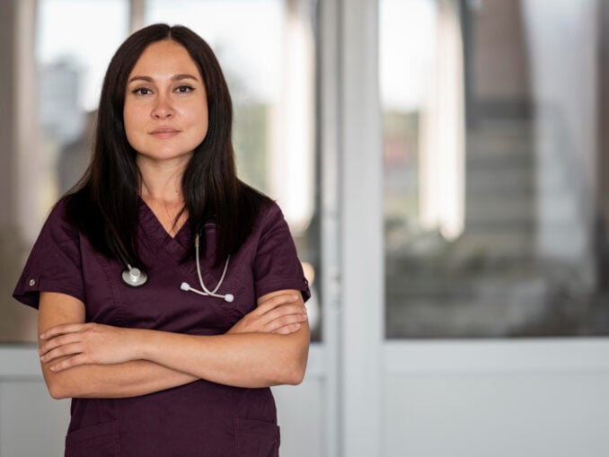 Ce salariu are un Asistent Medical Generalist în 2026? – La stat, cu tot cu sporuri