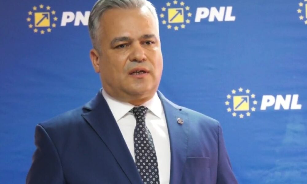 „Cine sapă groapa altuia cade singur în ea”. Ironii după eșecul Guvernului Veștea