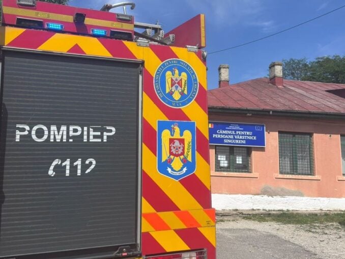 Incendiu la un cămin de bătrâni din Giurgiu: peste 40 de persoane evacuate după un scurtcircuit
