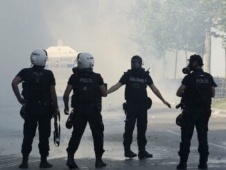 Operațiune „antiteroristă” de amploare la Ankara înainte de summitul NATO. Val de arestări în rândul societății civile și manifestații interzise