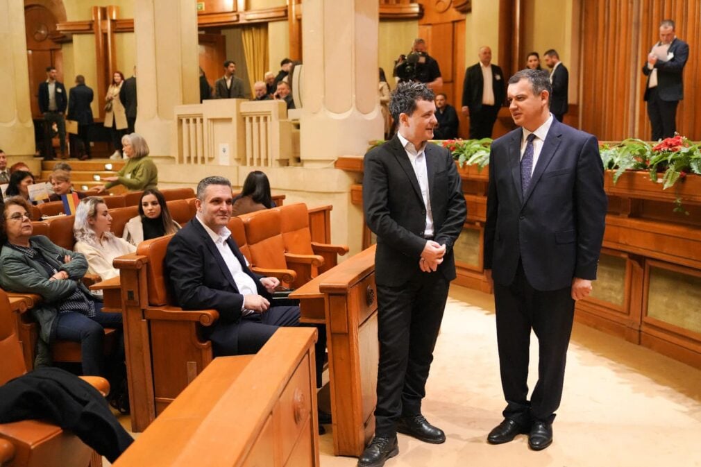 LIVE UPDATE Tomac negociază cu Bolojan susținerea guvernului „independent”