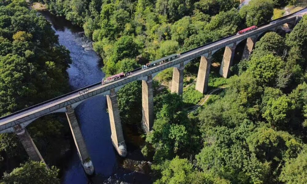 O capodoperă inginerească. Cel mai înalt canal navigabil din lume care traversează două țări europene