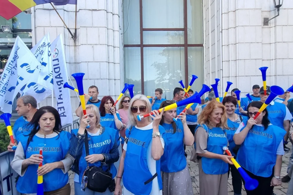 UPDATE Tensiuni în sectorul bugetar. Angajații din Finanțe ies în stradă