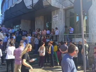 Ghișee închise în toată țara. Protestele din Fisc continuă și astăzi