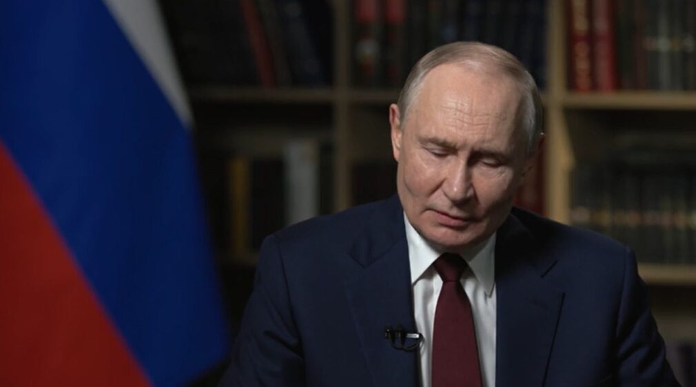 Vladimir Putin lasă de înțeles că ar urma o întâlnire față-n față cu Zelenski