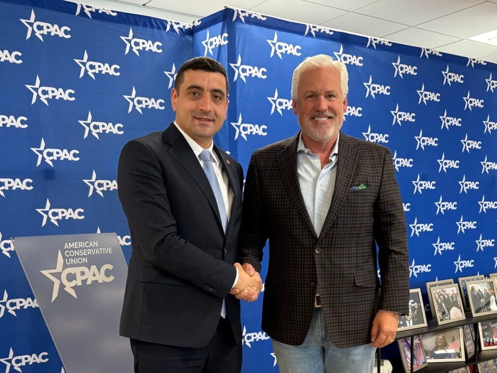 Președintele CPAC, care l-a susținut pe Simion, consultant în contractul de lobby în SUA al administrației lui Nicușor Dan