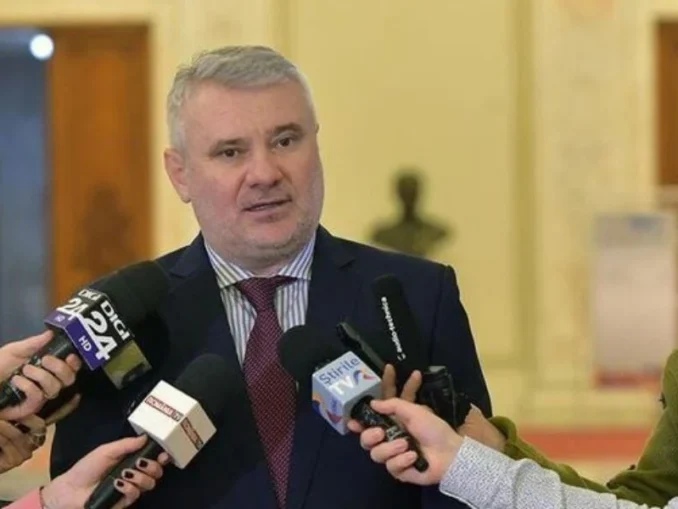 Nicușor Dan, taxat de Gigel Știrbu pe Facebook: ”Ați dus-o în gard!”