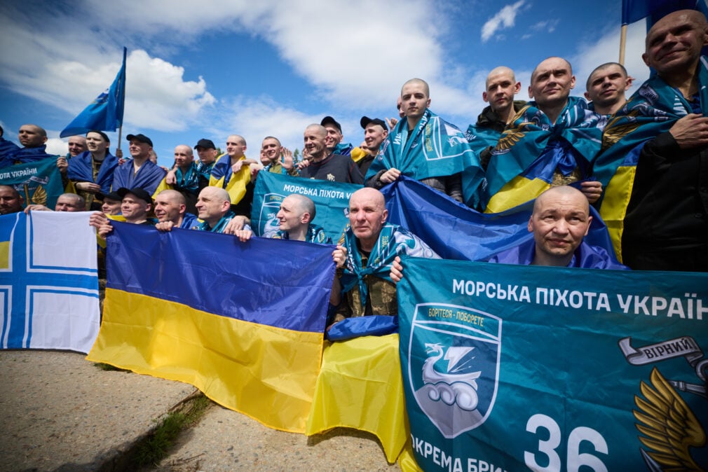 Rusia și Ucraina au făcut schimb de câte 160 de prizonieri de război în urma unei noi medieri internaționale