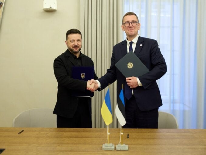 Ucraina și Letonia au semnat un acord pentru coproducția de drone și transfer de tehnologie militară