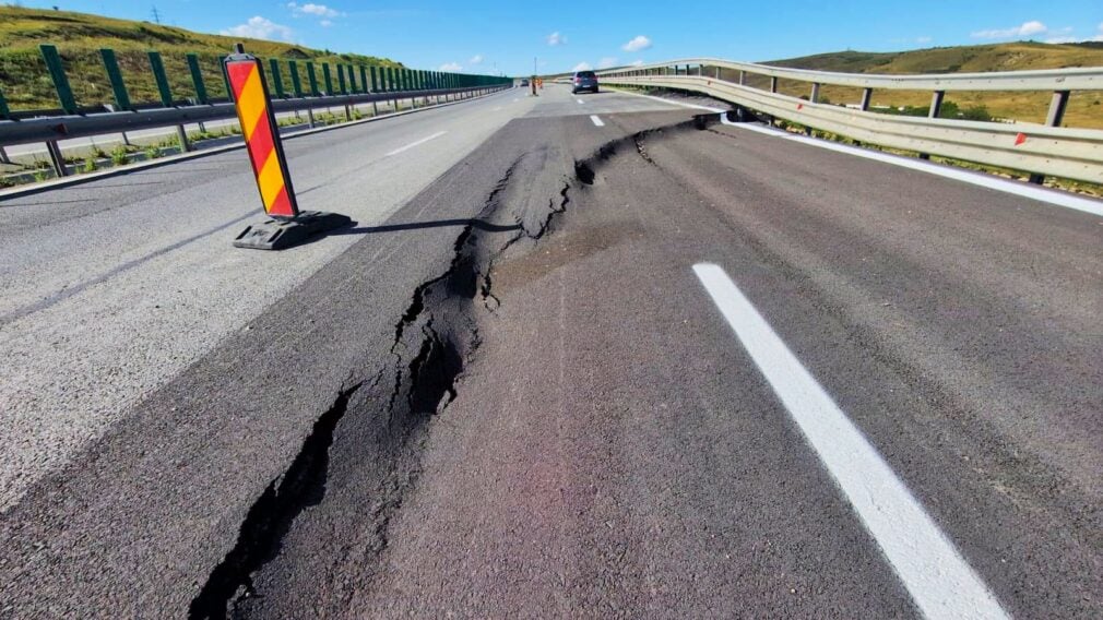 Autostrada A10, în pericol de închidere totală între Unirea și Turda. Pro Infrastructură: Închiderea completă nu este soluția