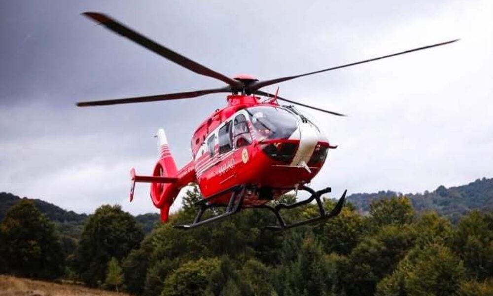 Patru apliniști, implicați într-un grav accident în Bușteni. Au căzut în gol 10 metri