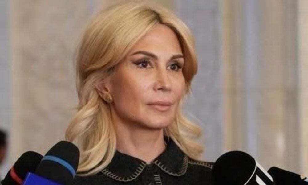 Raluca Turcan îi îndeamnă pe „puciști” să-și facă propriul partid