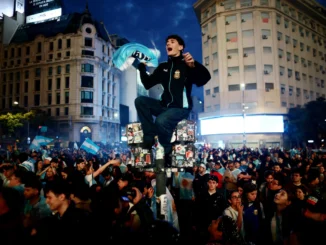 VIDEO Refularea argentinienilor după victoria contra Angliei: mesaje politice, un selecționer uimit, mass-media extaziată, fani în delir