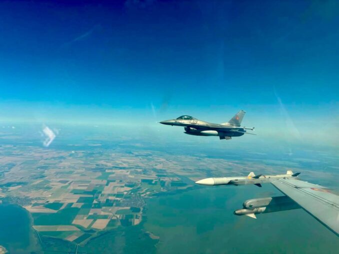 Discreţia asupra identităţii piloţilor este o necesitate, transmite Baza 86 Aeriană Borcea