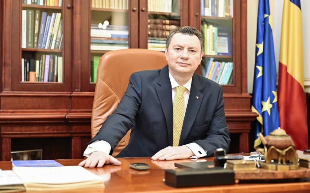 Viceguvernator BNR: Strategii Economice și Politice pentru un viitor sustenabil