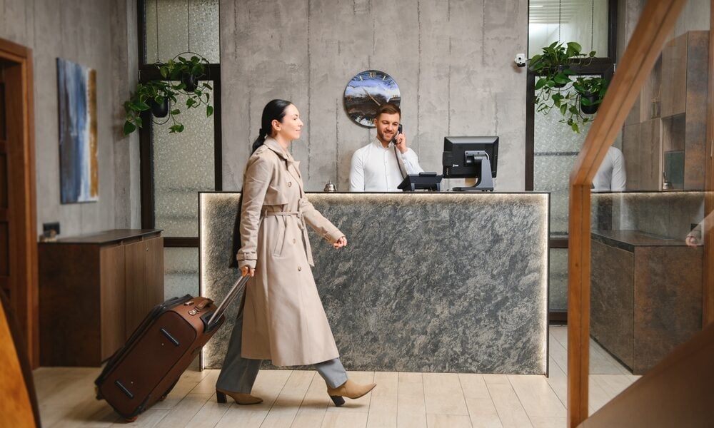 Ce sustrag turiștii români din hoteluri în 2026. Lista „trofeelor”