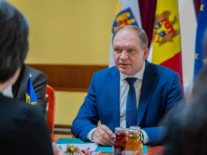 Emirul Cebanistanului și capitala cu gropi
