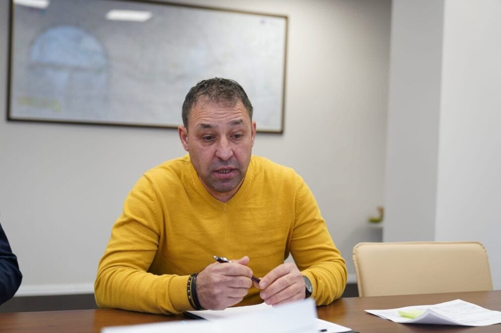 Un primar din Ialomiţa s-a dat  singur în judecată ca să-şi mărească salariul
