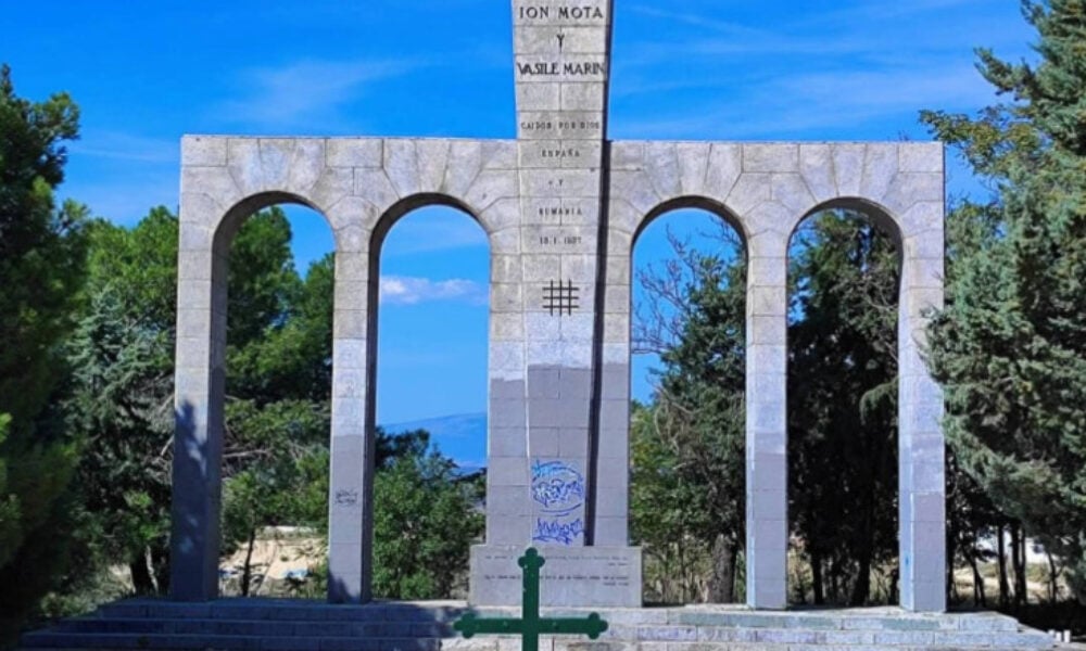 Spania va demola monumentul dedicat legionarilor români Ion Moța și Vasile Marin de la Majadahonda