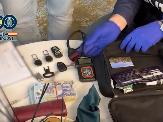 VIDEO Grup infracțional dedicat furtului și vânzării de mașini de lux, vizat de acțiuni ale autorităților române și spaniole