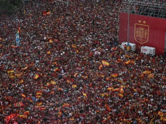 VIDEO Spania a revenit acasă. Nebunie pe străzile din Madrid