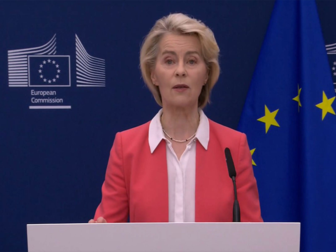 VIDEO Ursula von der Leyen, despre protecția copiilor în mediul online: Părinții trebuie să-i educe, nu algoritmii dăunători